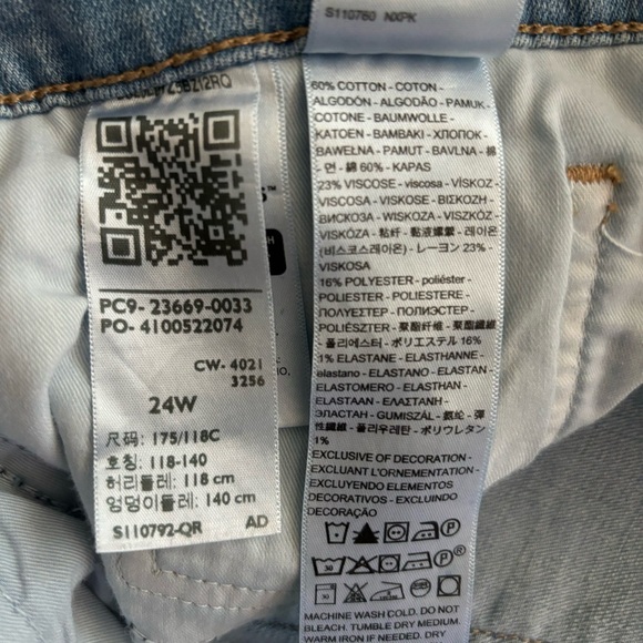 Levi’s Mid Length New Jean Shorts 24W Light-Medium Wash Denim Plus Size - Picture 6 of 9